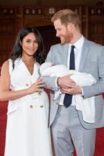 Watch Meghan & Harry: A Royal Baby Story Movie4k